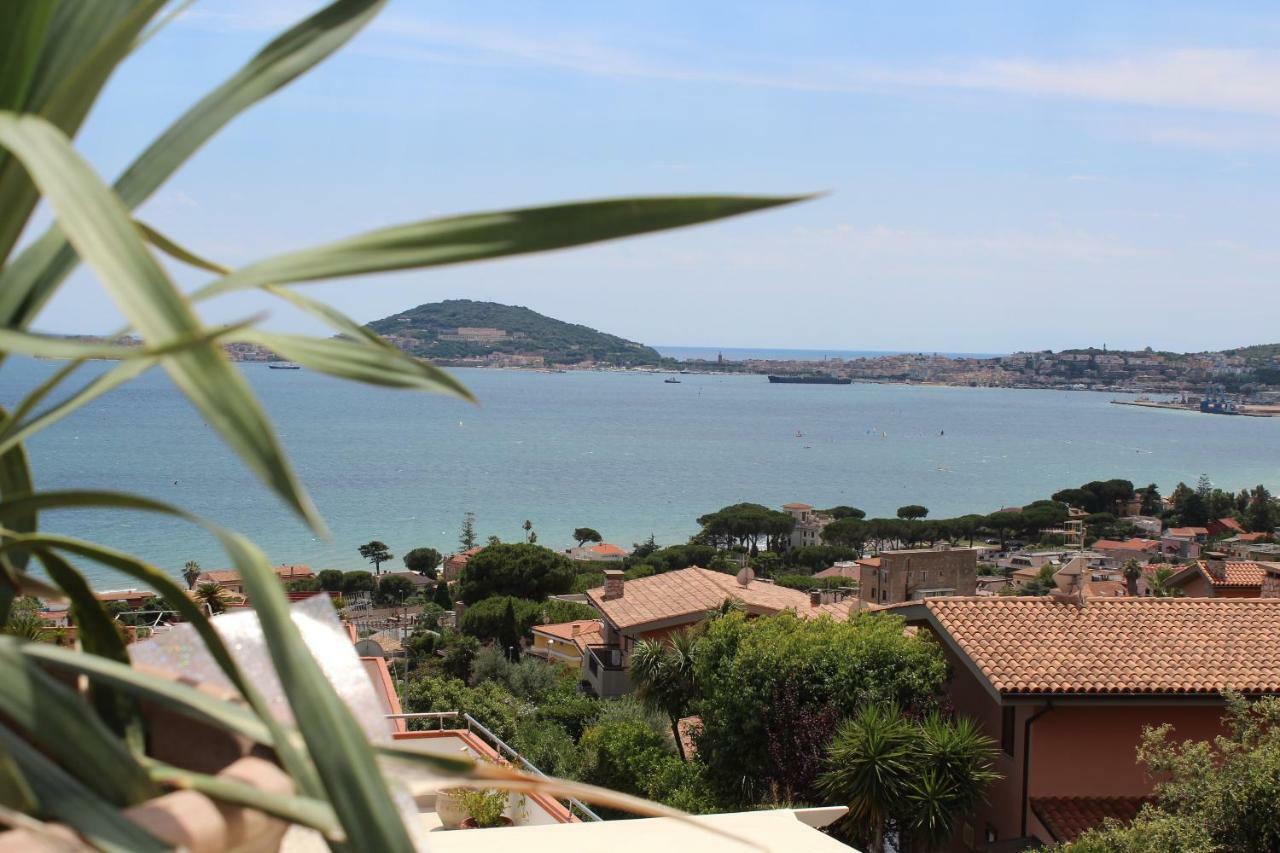 Villa Blumarine Dh Formia Exterior foto